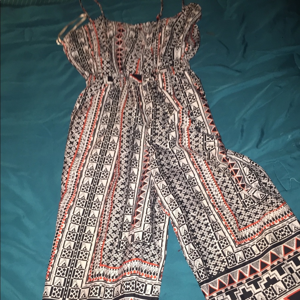 Wide leg jumpsuit